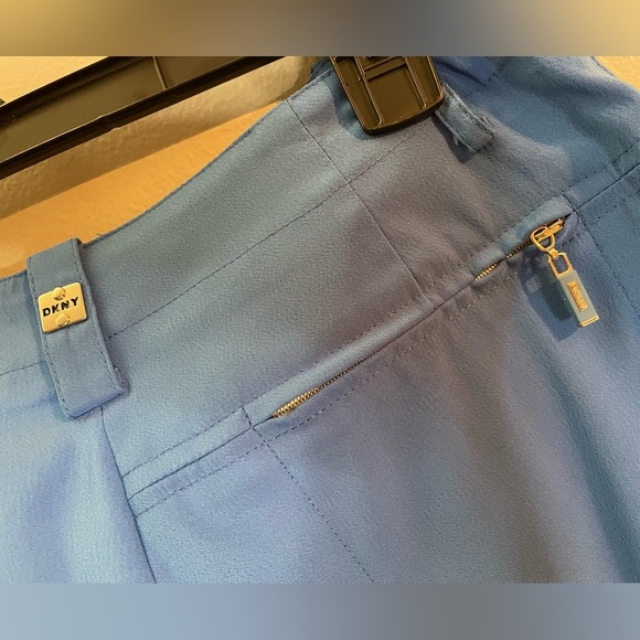 DKNY WOMEN'S BERMUDA GOLF RUNNING SHORTS BLUE SIZE 4 POLYESTER 97% SPANDEX 3% - Picture 5 of 5